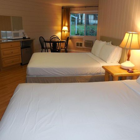 Mountain View Lodge - No Pets Allowed 팩우드 객실 사진