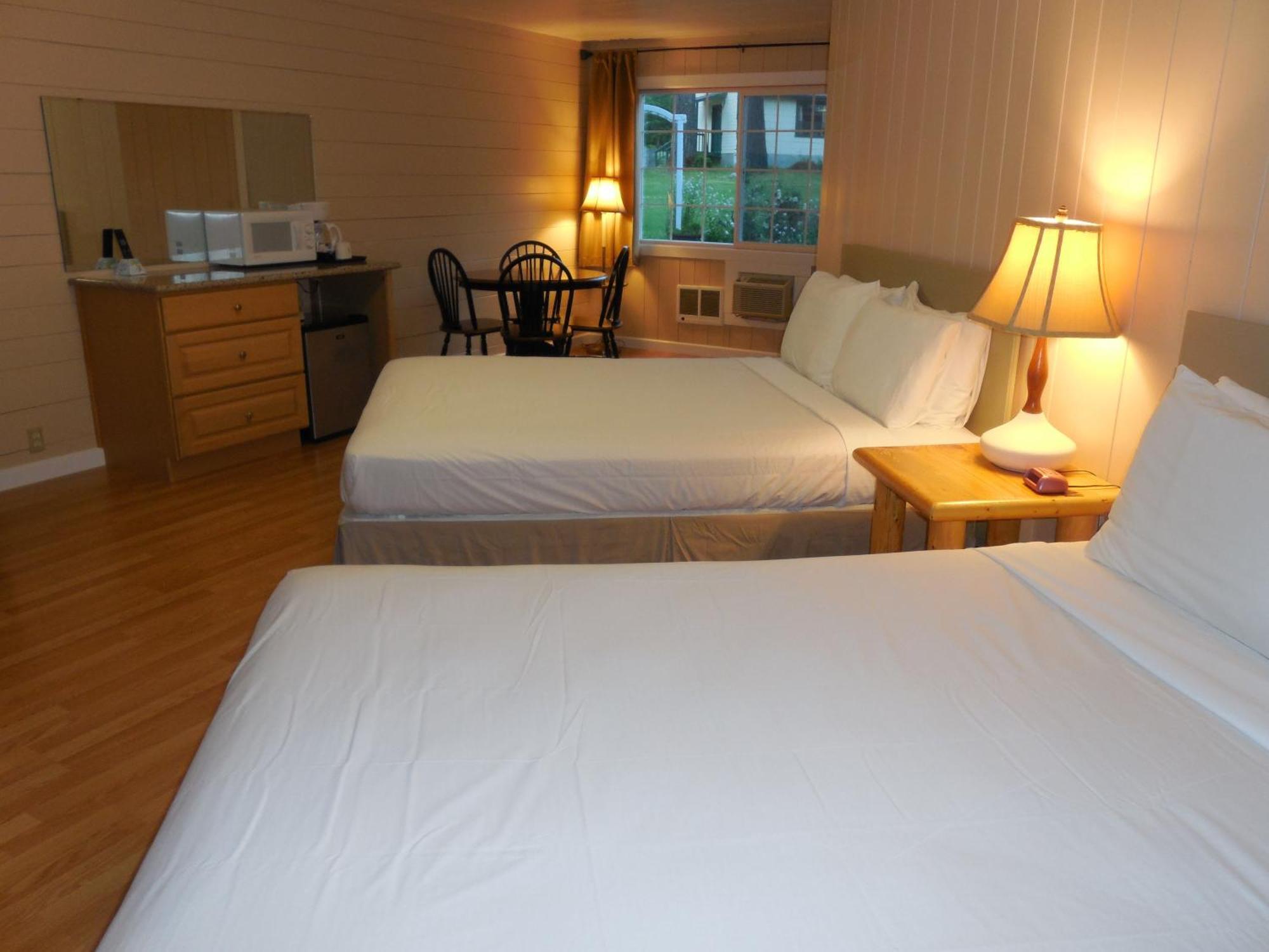 Mountain View Lodge - No Pets Allowed 팩우드 객실 사진