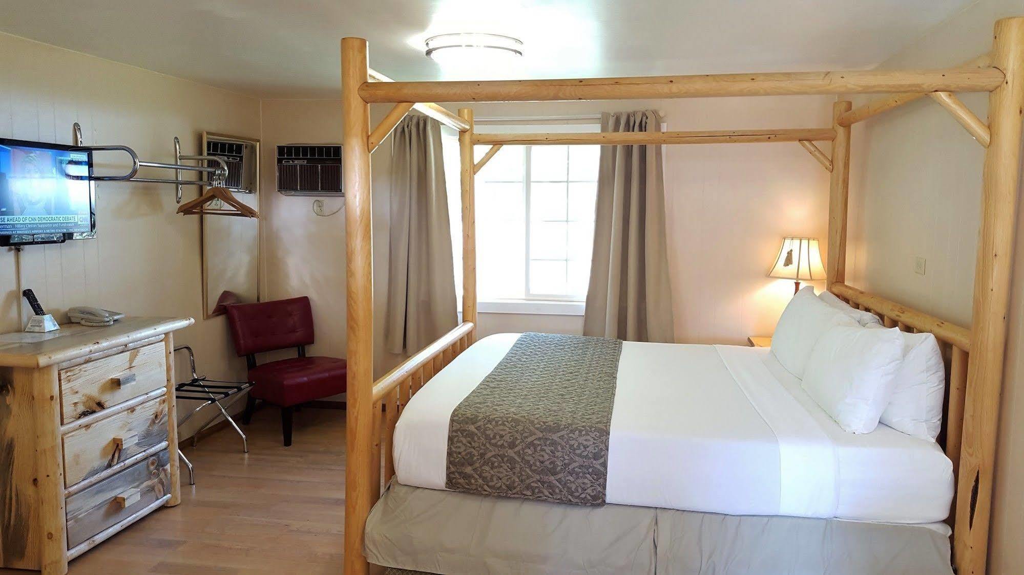 Mountain View Lodge - No Pets Allowed 팩우드 외부 사진